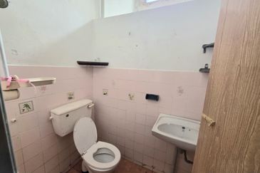 Teres Setingkat Seberang Balok near to Gebeng