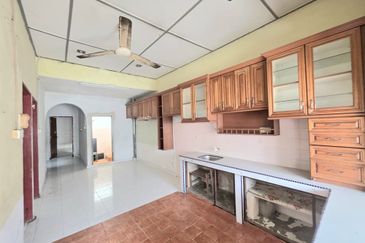 Teres Setingkat Seberang Balok near to Gebeng