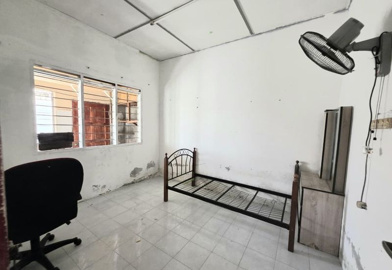 Teres Setingkat Seberang Balok near to Gebeng