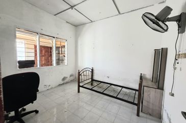 Teres Setingkat Seberang Balok near to Gebeng