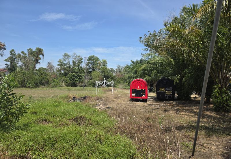 Tanah Dekat Pantai Lot Nampak Pantai Hiburan 