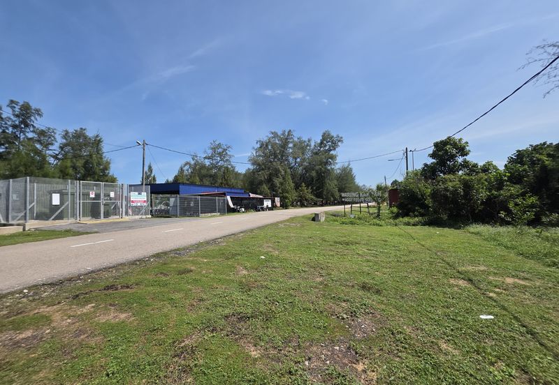 Tanah Dekat Pantai Lot Nampak Pantai Hiburan 