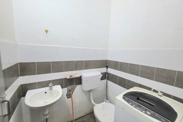 TAMAN DAHLIA (PECAHAN LOT 5597)