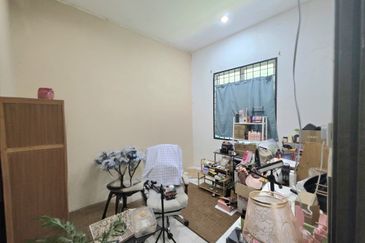 TAMAN DAHLIA (PECAHAN LOT 5597)