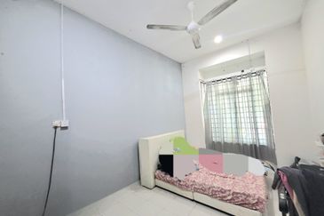 TAMAN DAHLIA (PECAHAN LOT 5597)