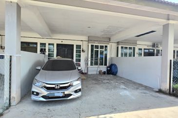 TAMAN DAHLIA (PECAHAN LOT 5597)