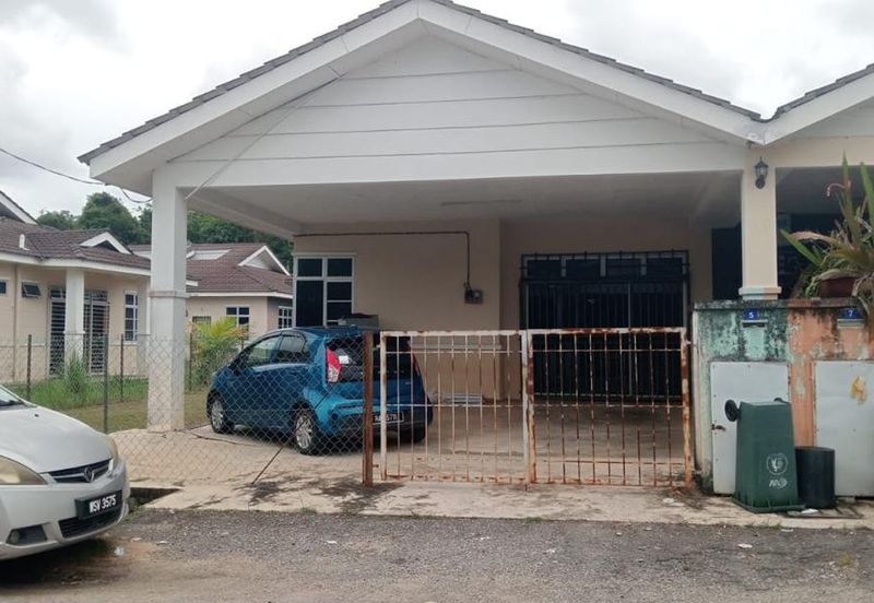 TAMAN DESA BANGAU (DESA TELOK IRA)