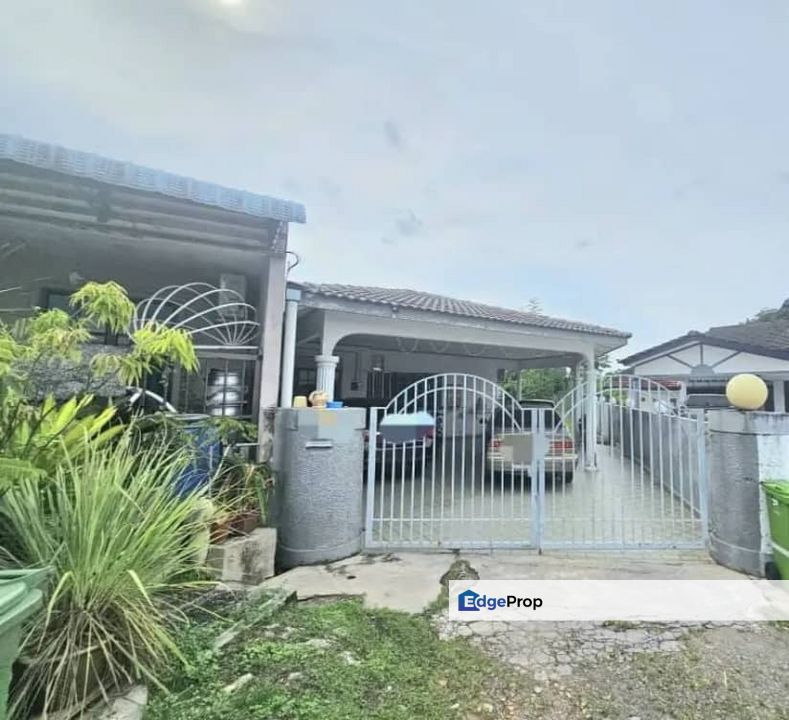 END LOT WITH BIG LAND TERES 1 TAMAN BUKIT BENDERA, MENTAKAB, Pahang, Mentakab