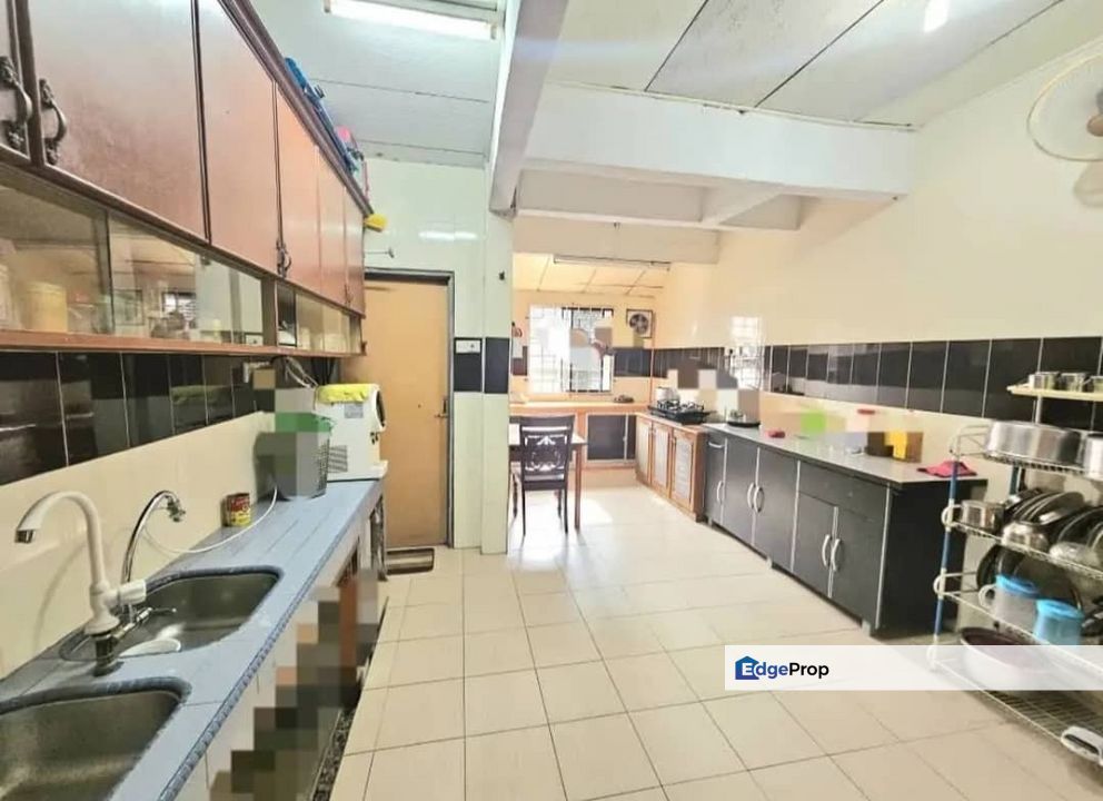 END LOT WITH BIG LAND TERES 1 TAMAN BUKIT BENDERA, MENTAKAB, Pahang, Mentakab