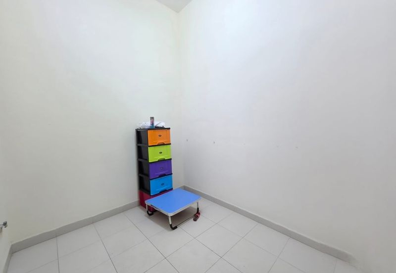 Teres Setingkat Taman Inderapura Jaya, Kuantan.