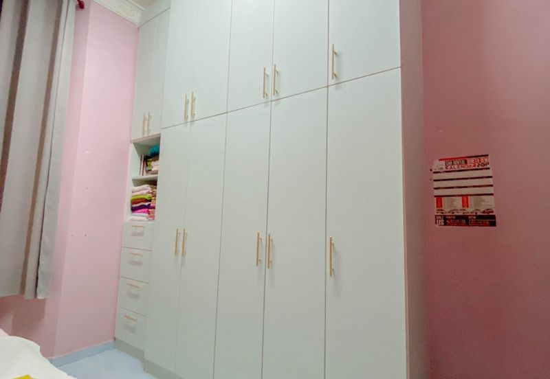 Kampung Padang Midin