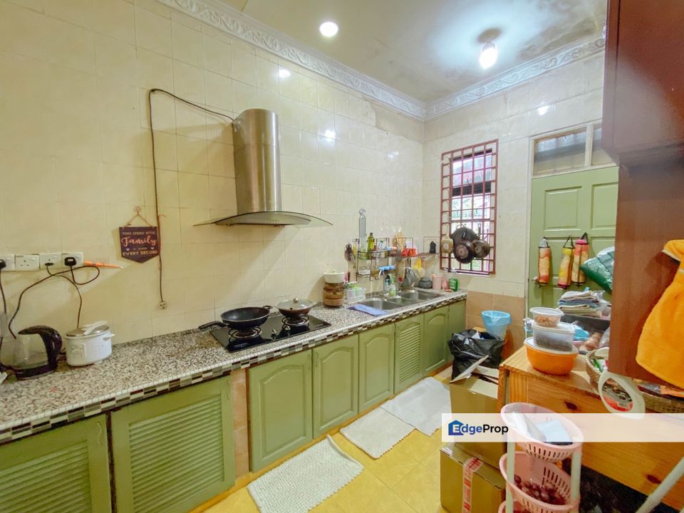 [𝐵𝐸𝐿𝑂𝑊 𝑀𝐴𝑅𝐾𝐸𝑇 𝑉𝐴𝐿𝑈𝐸]
𝟏 𝐔𝐍𝐈𝐓 𝐑𝐔𝐌𝐀𝐇 𝐁𝐀𝐍𝐆𝐋𝐎 
𝟏 𝐓𝐈𝐍𝐆𝐊𝐀𝐓 𝐃𝐈 
𝐏𝐀𝐃𝐀𝐍𝐆 𝐌𝐈𝐃𝐈𝐍,
𝐓𝐄𝐑𝐄𝐍𝐆𝐆𝐀𝐍𝐔, Terengganu, Kuala Terengganu