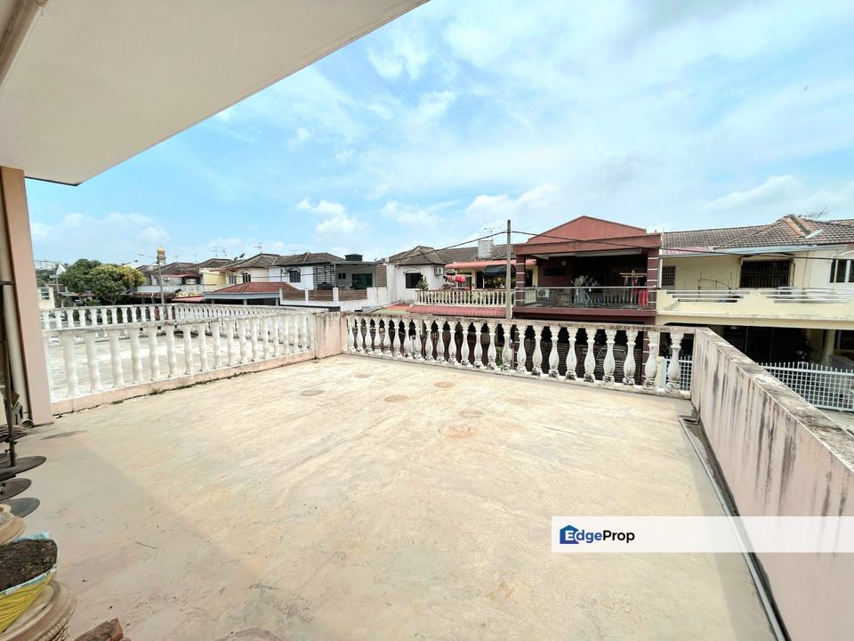 Rumah Teres 2 tingkat
utk dijual di Taman Sri Layang, 
Mentakab Pahang, Pahang, Mentakab