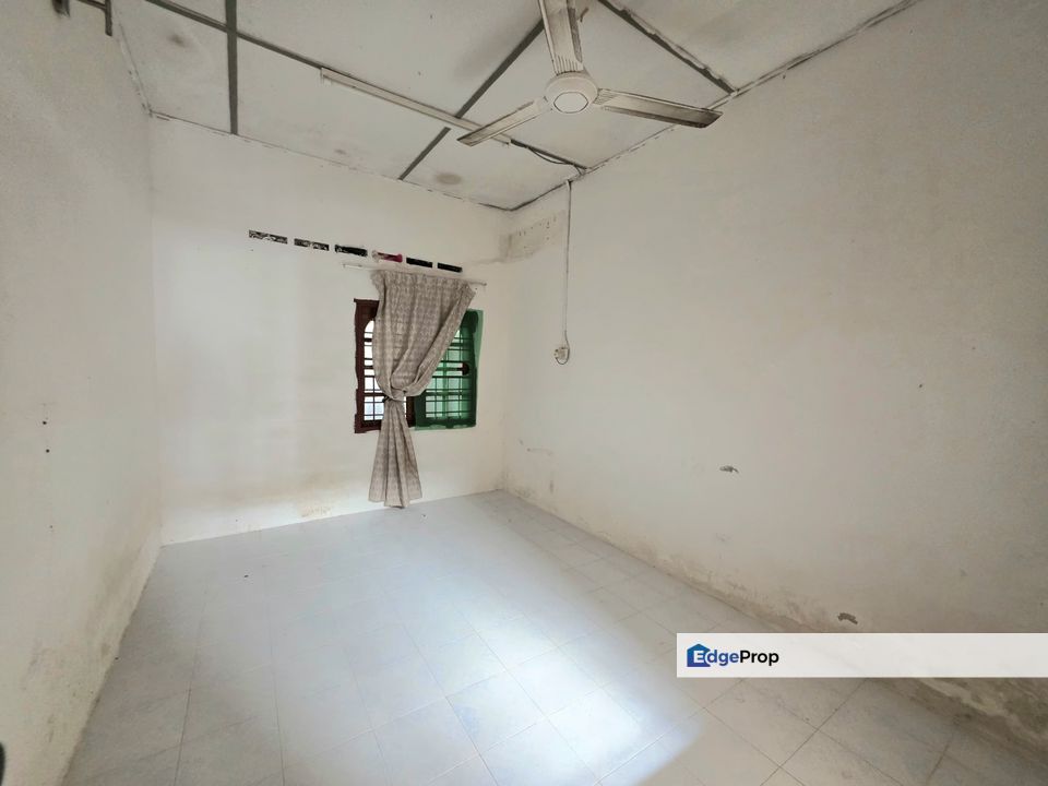 <Facing Open dan Dekat Masjid>

Teres Setingkat Seberang Balok, Balok, Pahang, Balok