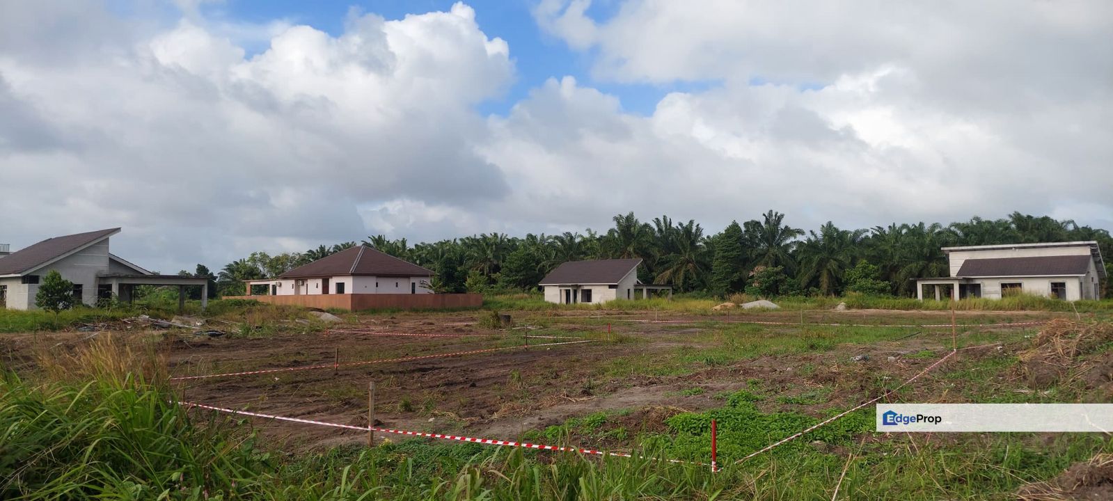 Tanah Lot Banglo, Permatang Lawang Sg Soi, Kuantan, Pahang, Kuantan