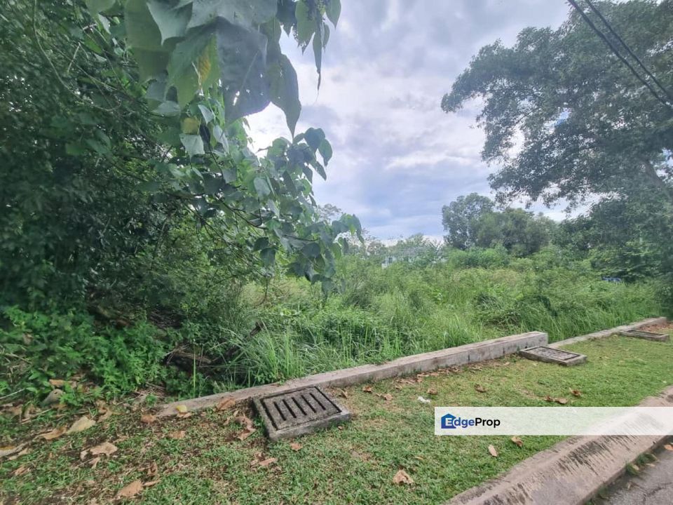 Tanah Lot Banglo Taman Damansara, Pahang, Kuantan