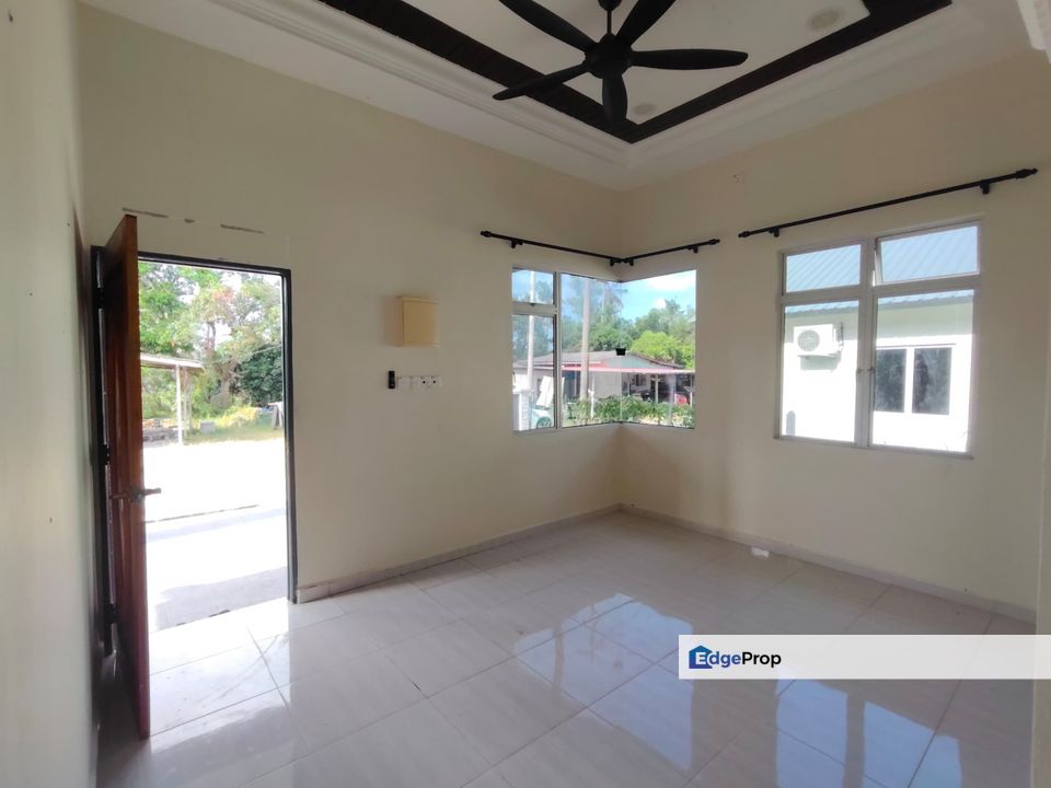 2 Unit Rumah Semi-D Setingkat Di Pulau Kerengga, Rhu Muda, Marang, Terengganu, Marang