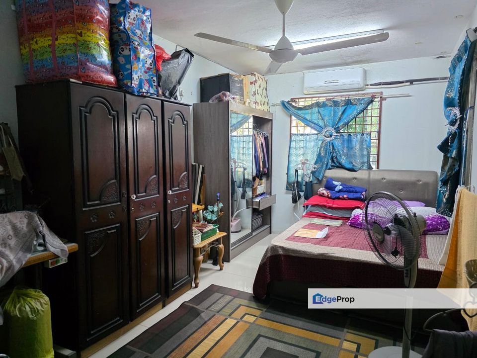 Rumah Teres Taman Mentiga Jaya, Pahang, Pekan