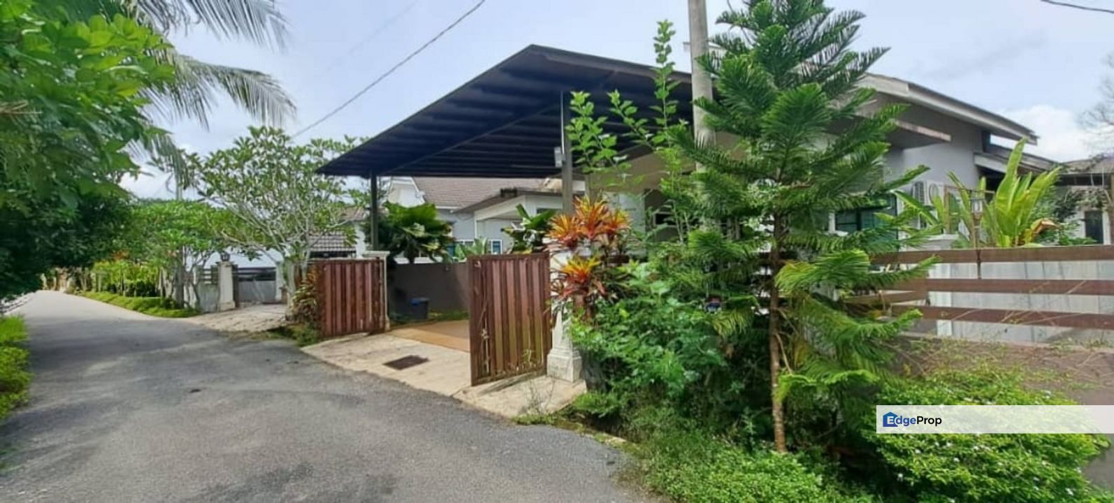 Rumah Semi-D Setingkat Di Kg.Binjai Bongkok,Bukit Payung, Terengganu, Kemaman