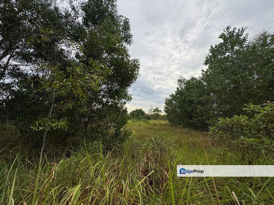 Tanah Lot Banglo Bandar Putra Kuantan, Pahang, Kuantan