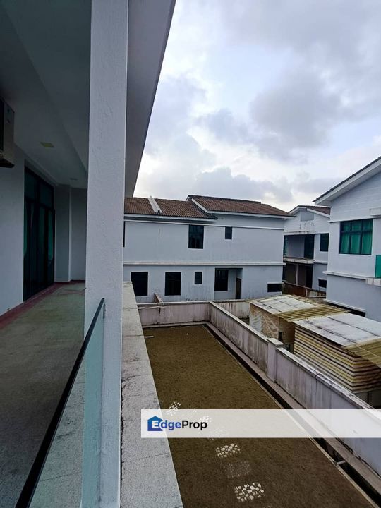 Rumah Semi-D 2 Tingkat Exclusive di Bandar Putra Mak Lagam, Kemaman , Terengganu, Kemaman