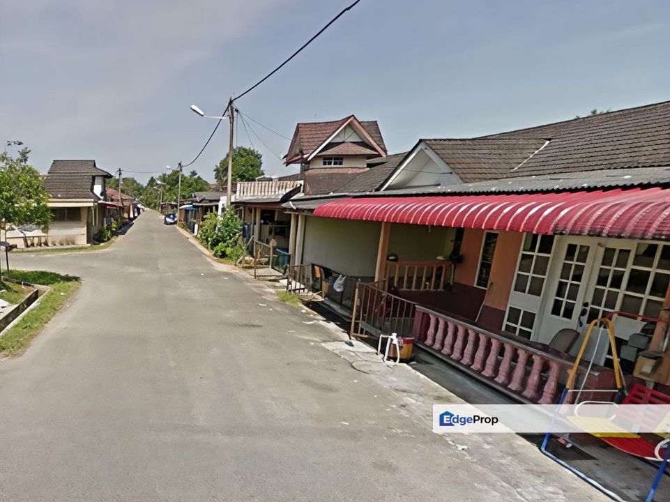 Rumah Teres Setingkat Di Taman Safiah Murni,Bukit Payong,Marang Terengganu, Terengganu, Marang