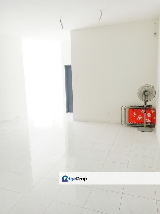 Rumah Semi D Setingkat di Kotasas Lakefront President 4
, Pahang, Kuantan