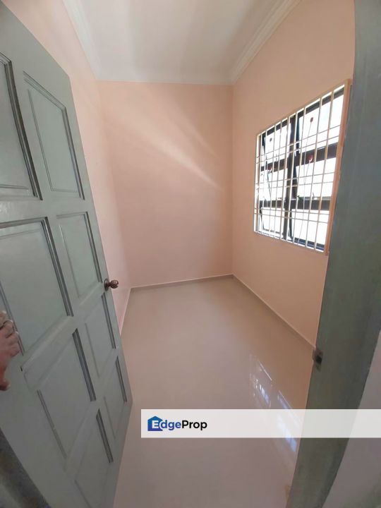 Banglo Dua Tingkat di Taman Bukit Indah Jerantut, Pahang, Jerantut