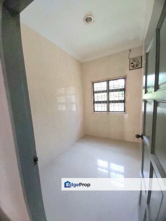 Banglo Dua Tingkat di Taman Bukit Indah Jerantut, Pahang, Jerantut