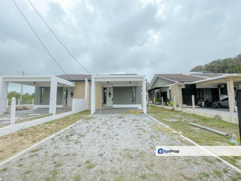 3 Unit Rumah Semi -D Courtyard Di Medan Jaya,Marang,Terengganu, Terengganu, Marang