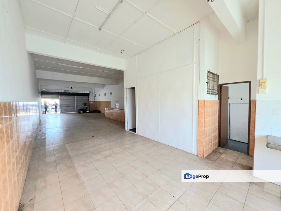 Shoplot 1.5 Tingkat di Taman Jaya 5 berhadapan jalan utama, Pahang, Temerloh