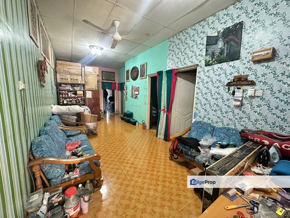 Rumah Teres Setingkat di Taman Cerang Guling,Durian Guling,Marang, Terengganu, Marang