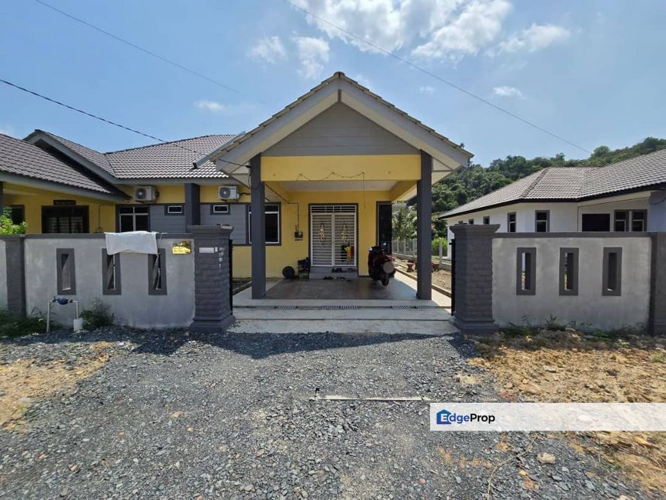 Semi-D Setingkat Fully Furnished Di Batu Tiong Dungun , Terengganu, Dungun