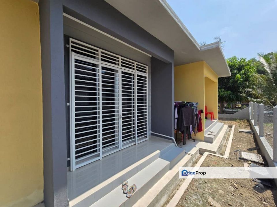 Semi-D Setingkat Fully Furnished Di Batu Tiong Dungun , Terengganu, Dungun