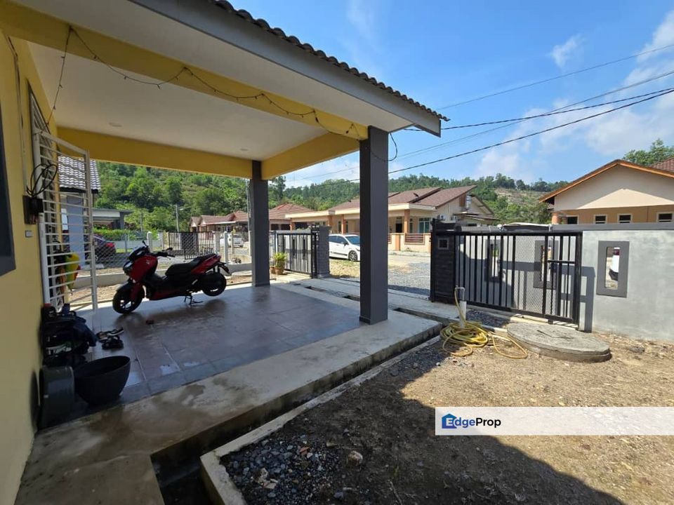 Semi-D Setingkat Fully Furnished Di Batu Tiong Dungun , Terengganu, Dungun