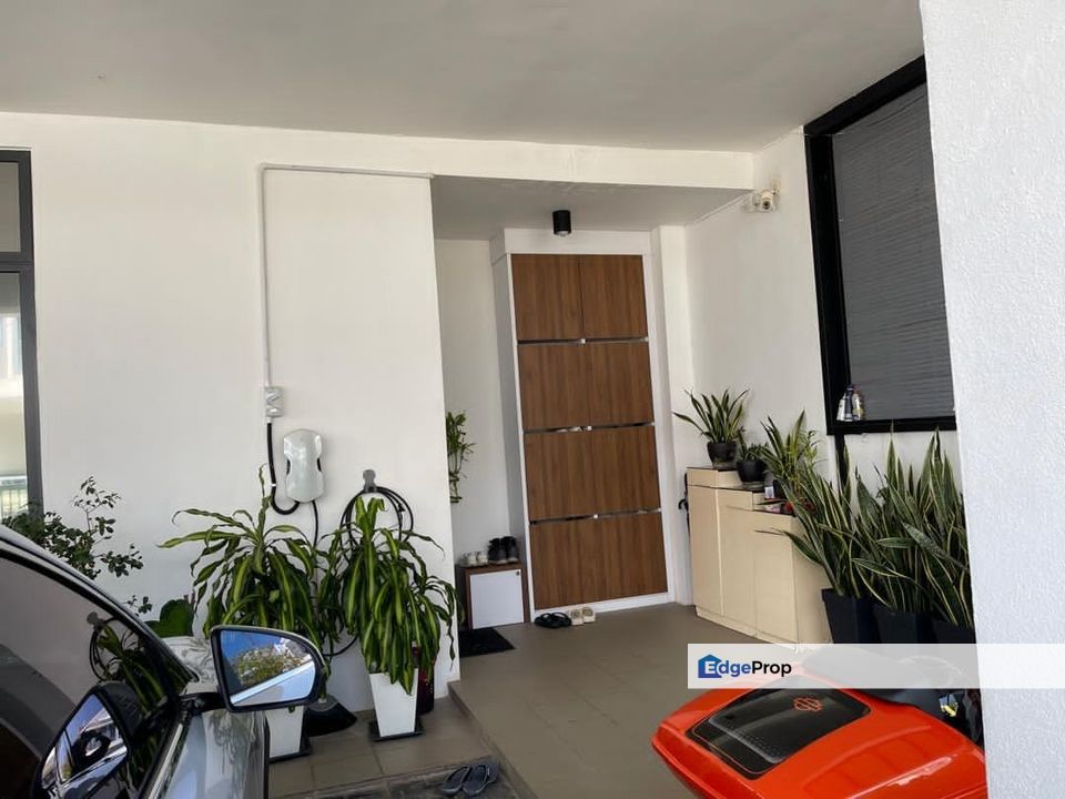 Double Storey Semi-Detached At 
Springvale Residence ( PRESINT 7) Kotasas Kuantan, Pahang, Kuantan