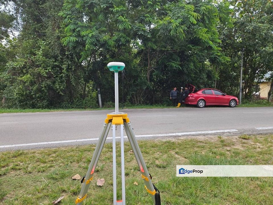 Tanah Lot Bangunan (kawasan bebas banjir) di Kuala Kemaman , Terengganu, Kemaman