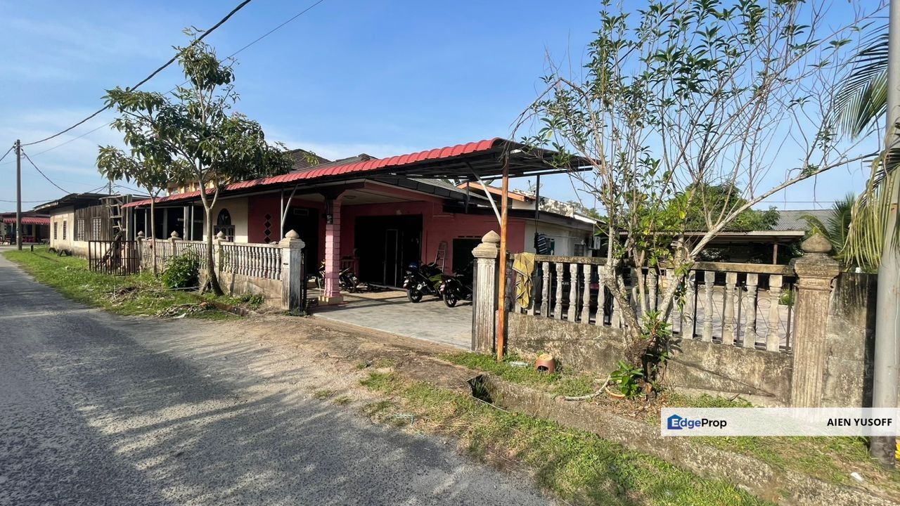 Teres Setingkat Berhampiran Bandar Di Batu 49 Sura Dungun, Terengganu, Dungun