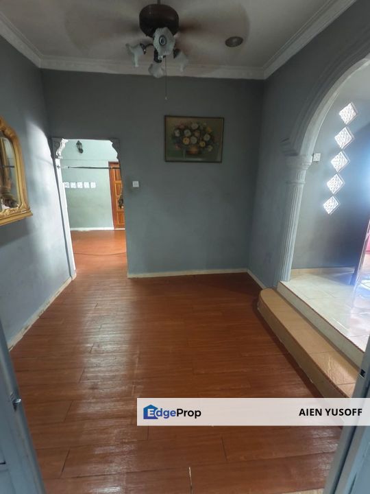 Teres Setingkat Berhampiran Bandar Di Batu 49 Sura Dungun, Terengganu, Dungun