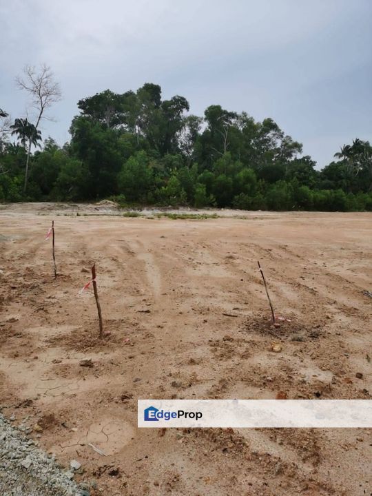 Tanah Lot Bangunan di Mukim Sungai Karang berhampiran stesen ECRL, Pahang, Kuantan