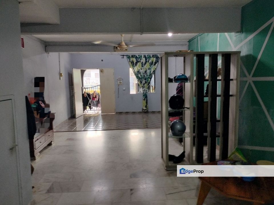 Teres 2 Tingkat Low Cost Di Taman Mat Kilau Jerantut (Partly Renovation), Pahang, Jerantut