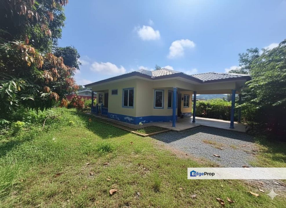 Banglo Setingkat Cantik & Tanah luas Di Kertas Pulas,Kuala Abang ,Dungun Terengganu, Terengganu, Dungun