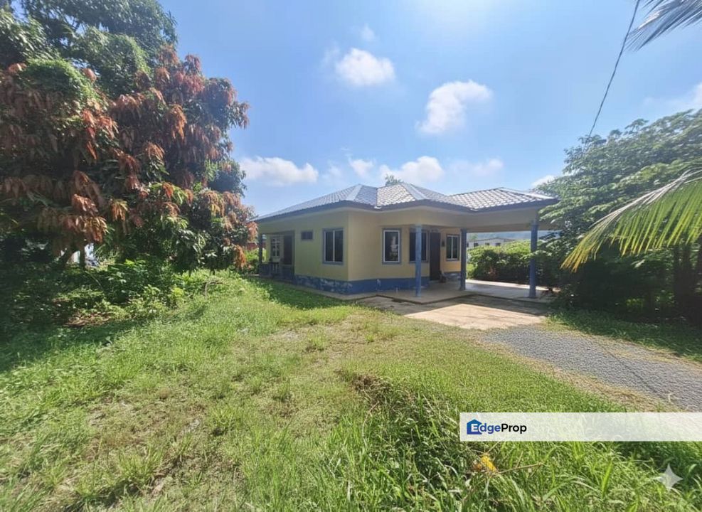 Banglo Setingkat Cantik & Tanah luas Di Kertas Pulas,Kuala Abang ,Dungun Terengganu, Terengganu, Dungun