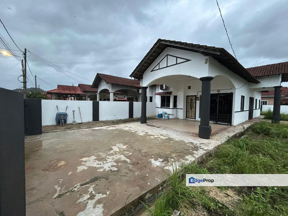 Semi-D Setingkat Corner Lot Cantik di Bukit Kuang Berhampiran petronas Telok Kalong, Terengganu, Kemaman