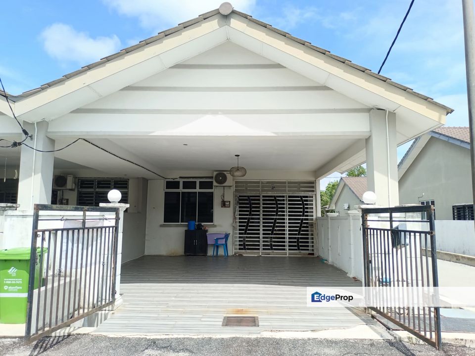 Endlot Teres Setingkat di Taman  Rendang Ixora Pekan Pahang [extended & kitchen cabinet], Pahang, Pekan