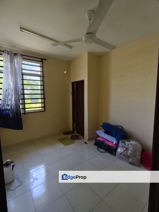 Rumah Teres 2 Tingkat Below MV Di Kampung Cacar Paka Terengganu, Terengganu, Paka