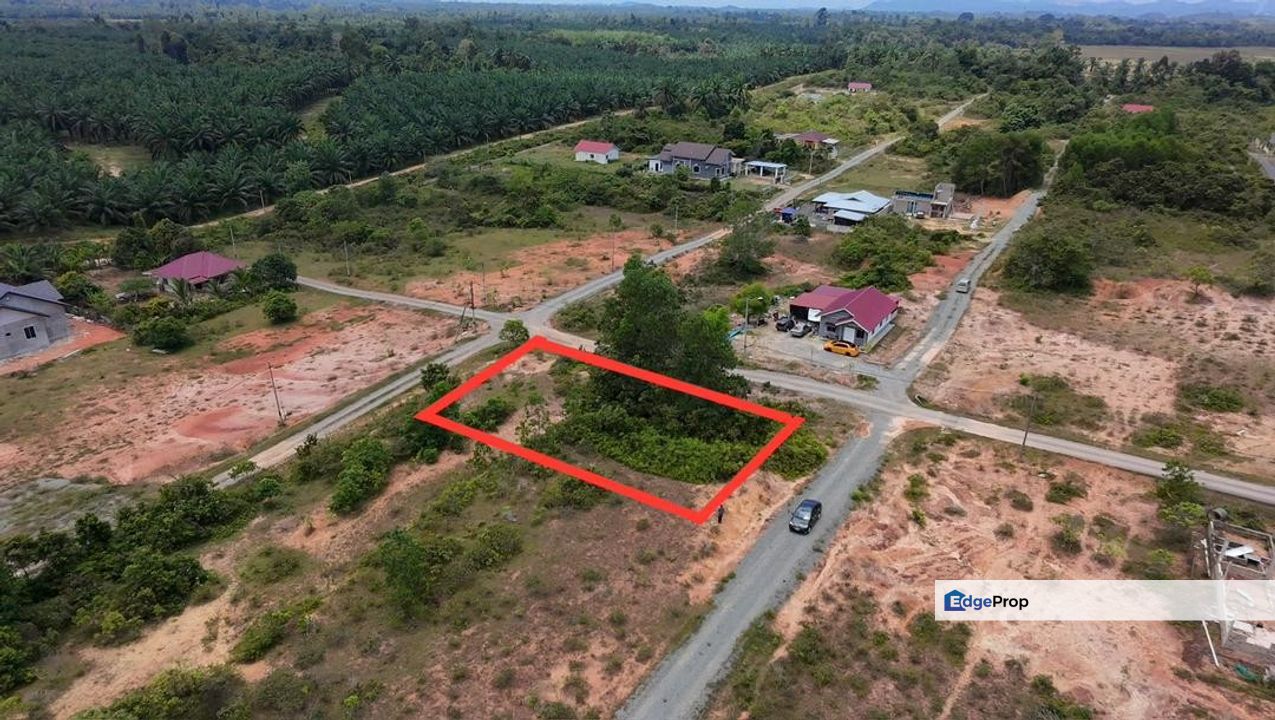 Tanah Lot Bangunan Di Pulau Tawar Jerantut <bebas banjir>, Pahang, Jerantut