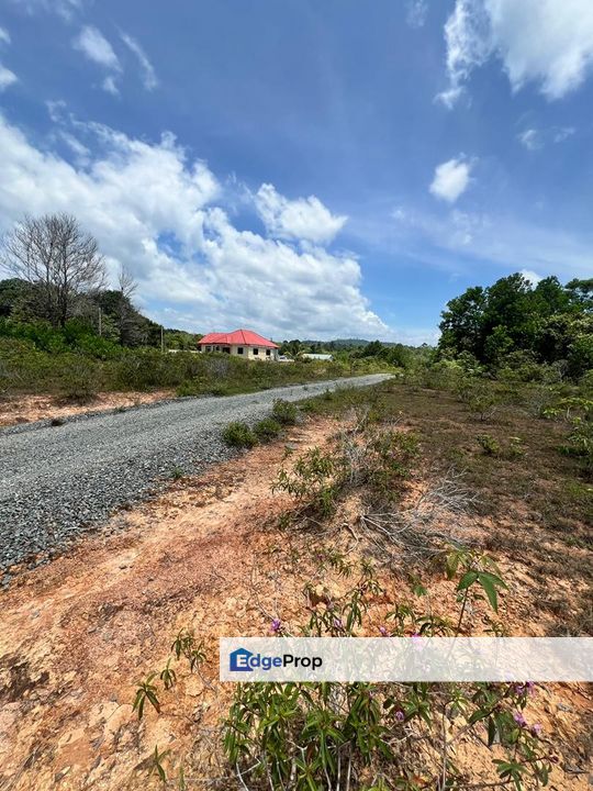Tanah Lot Bangunan Di Pulau Tawar Jerantut <bebas banjir>, Pahang, Jerantut