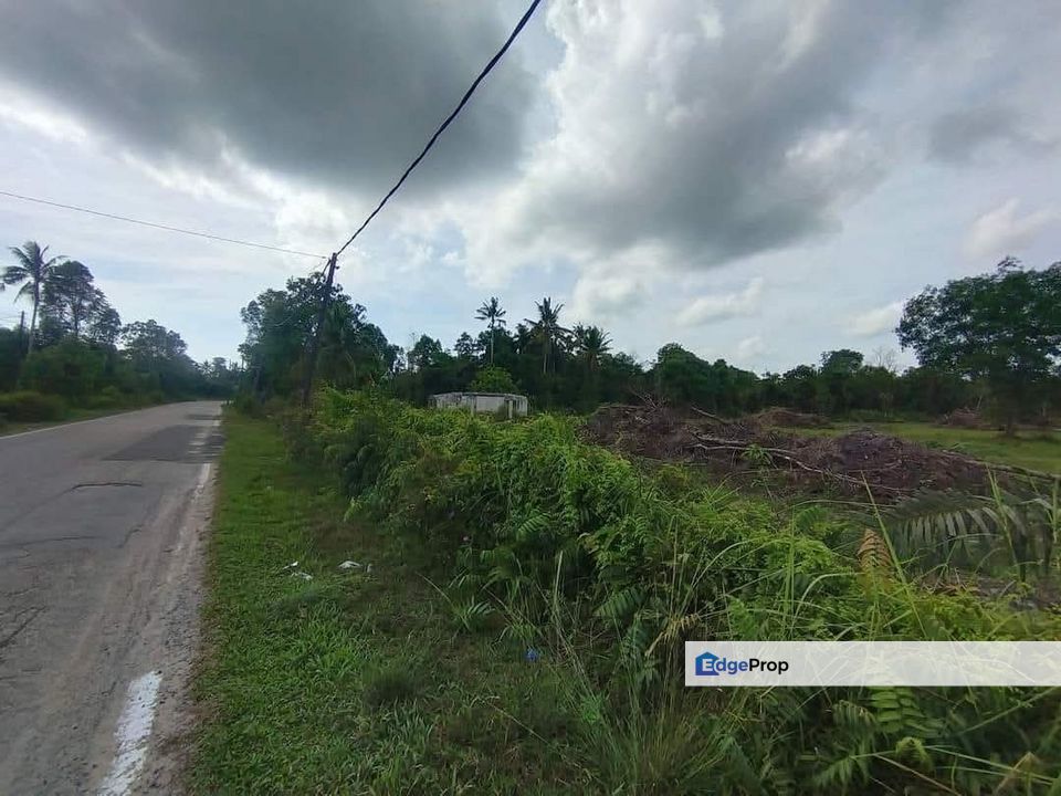 Tanah Lot Banglo Berhampiran Kemudahan Di Kampung Bukit Palas,Cherating,Kuantan Pahang, Pahang, Kuantan