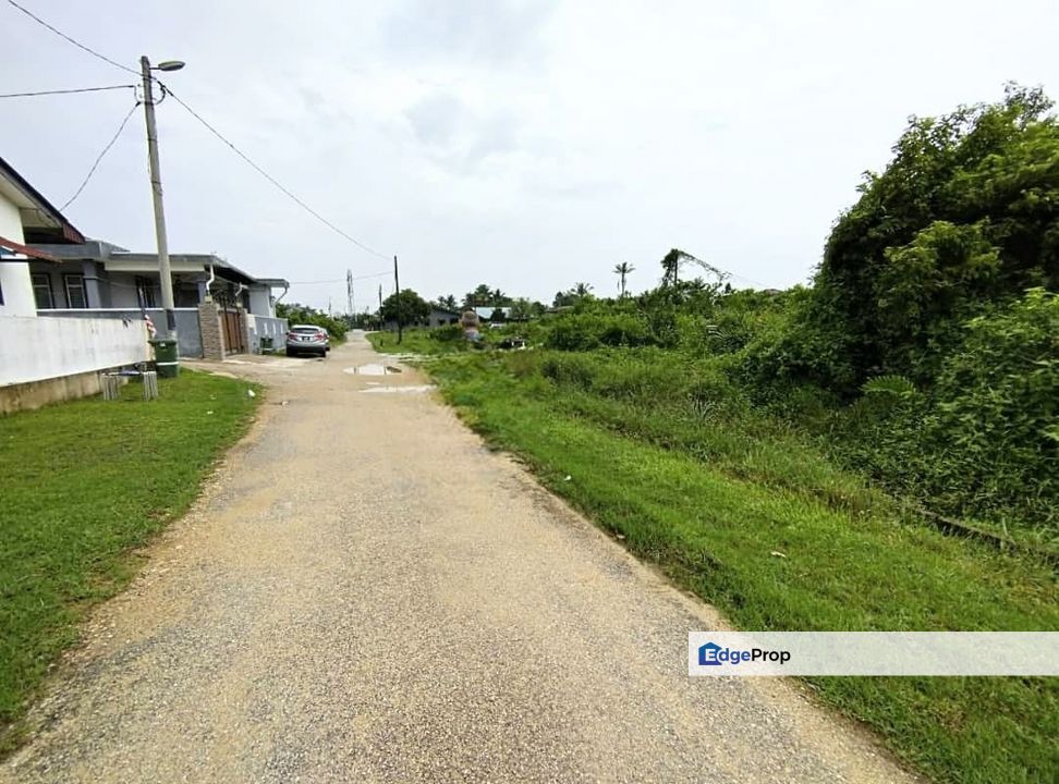 Tanah Lot Bangunan Di Kg Razali, Batu 4,Jalan Gambang, Kuantan, Pahang, Kuantan